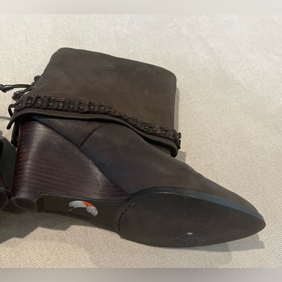 B. Makowsky - Picture 4 of 7